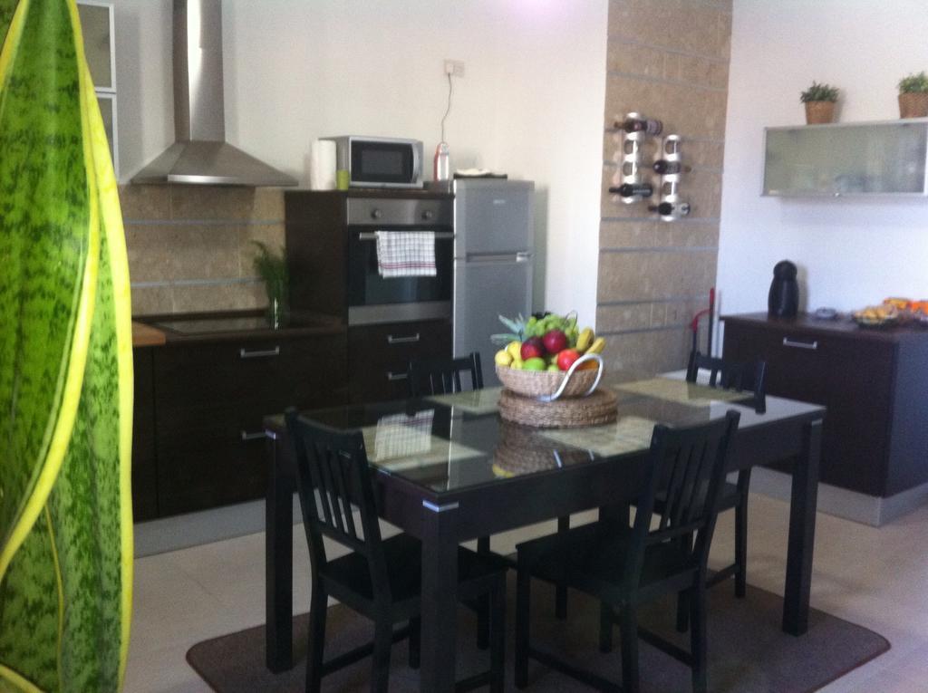 Genista Apartment Kalkara Ruang foto