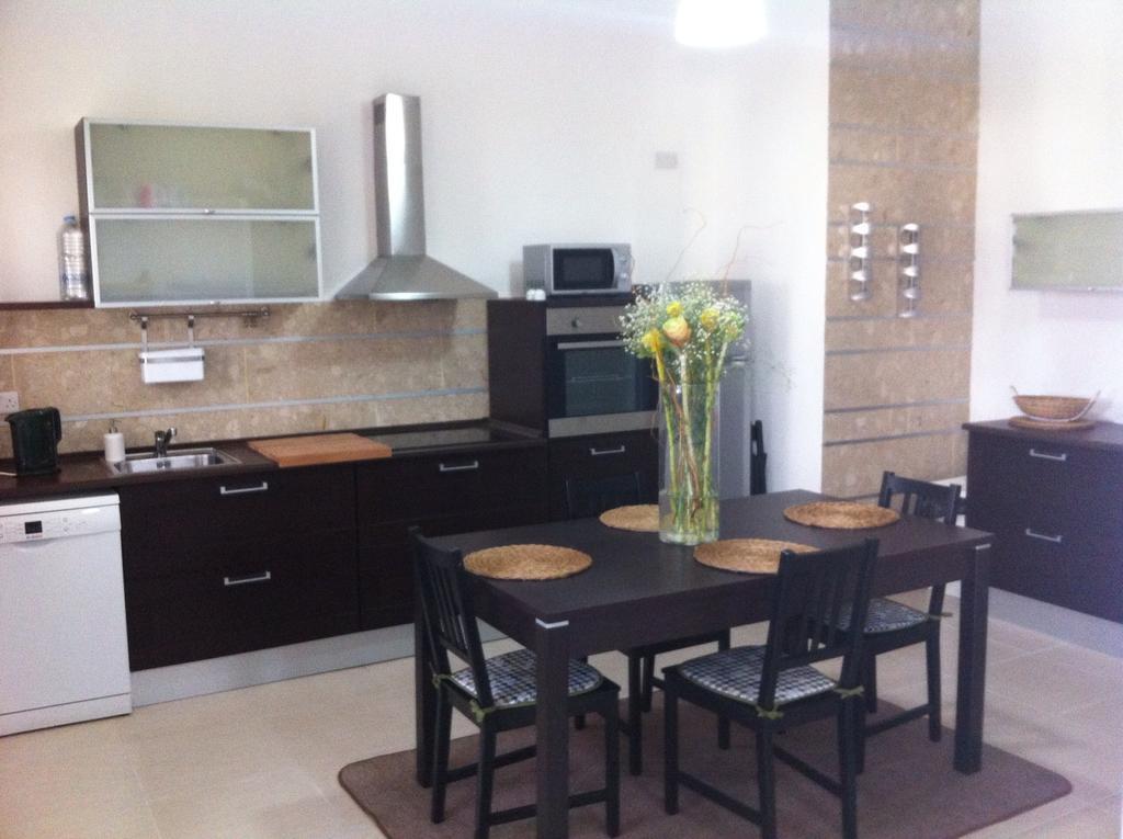 Genista Apartment Kalkara Ruang foto